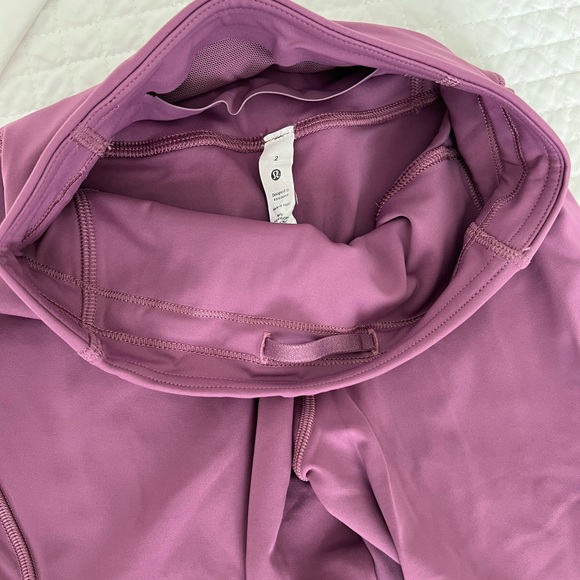 Lululemon- Base Pace HR Tight Leggings - 25’’ - size 2 -VTPM (Vintage Plum) - Picture 2 of 3